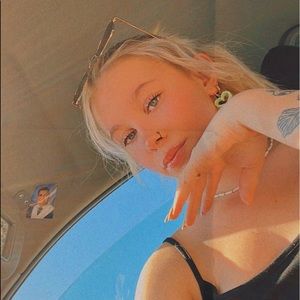 Meet your Posher, Bridgette